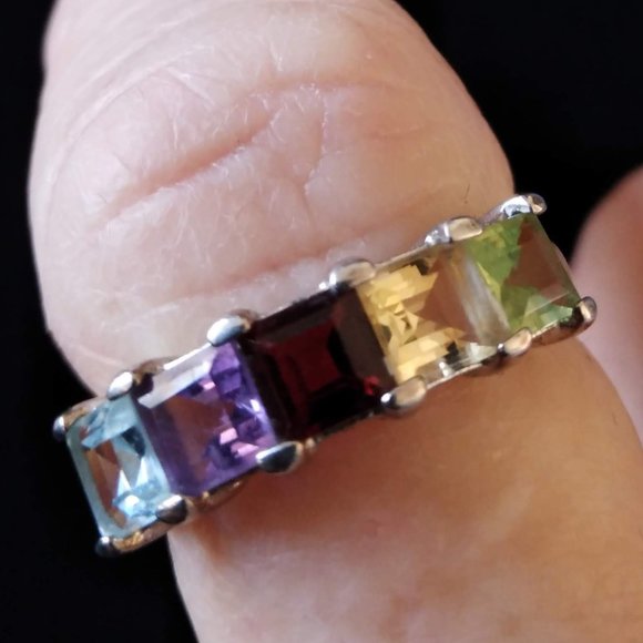 RAINBOW SEMI PRECIOUS 925 SILVER RING WITH HEART MOUNTING DETAIL - Picture 1 of 9